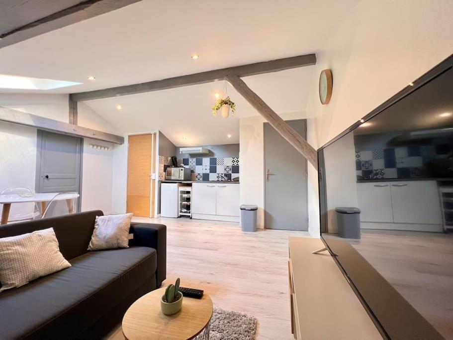 Le Clos Chassaing N5-Wifi-Centre Ville-Climatisation Périgueux Εξωτερικό φωτογραφία